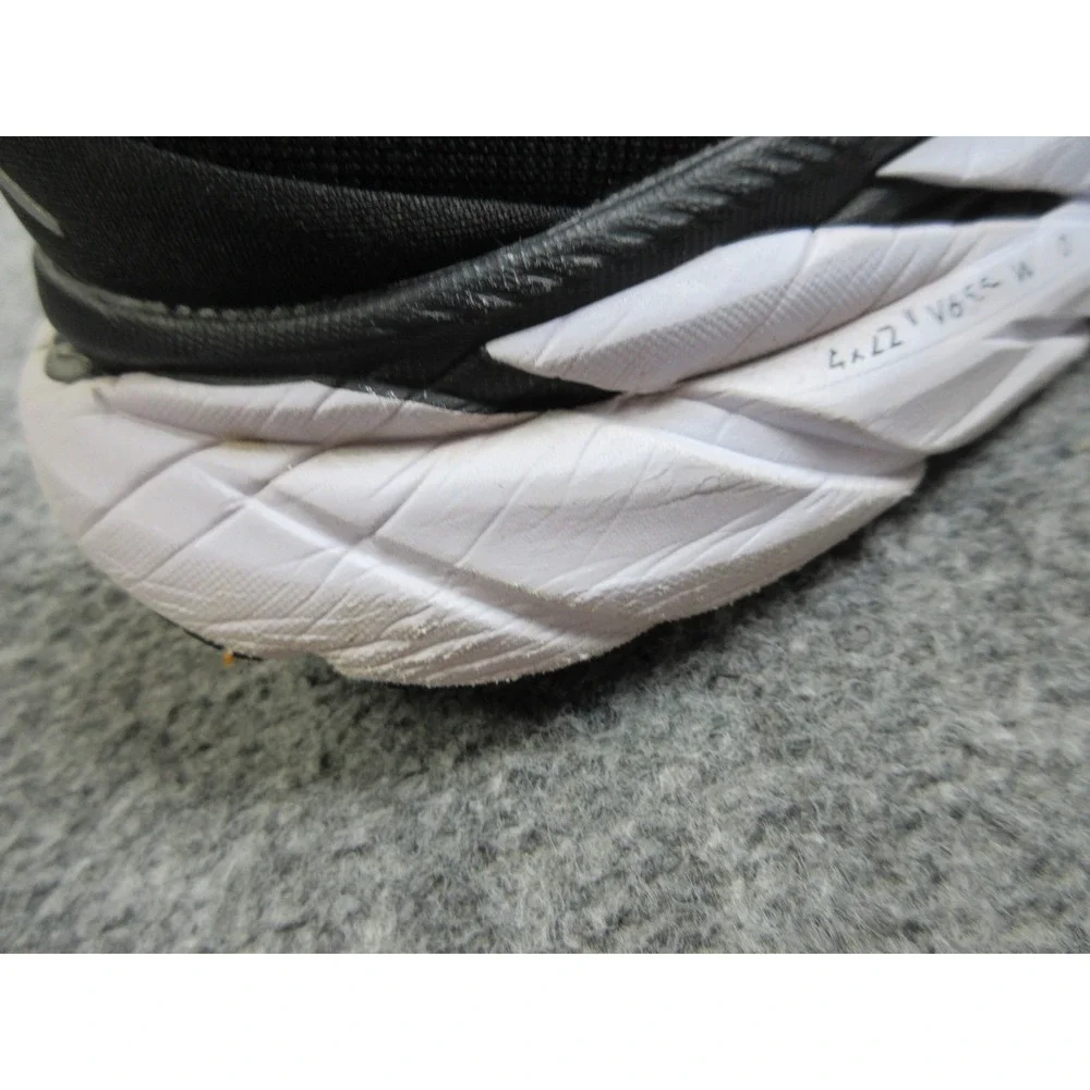 Hoka One One Clifton 8 Shoes Mens Size 9.5 Running Lightweight Athletic Sneakers